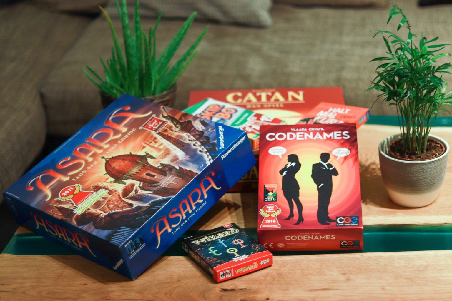  Die besten Gesellschaftsspiele 2021: Unsere 7 Favoriten! - anniandluca 